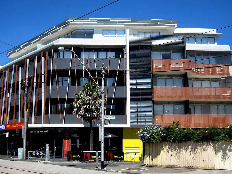 Tiling St Kilda